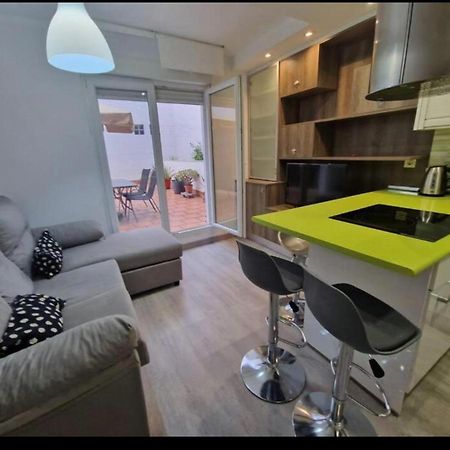 Apartamento Con Terraza Y Parking Gijón Rom bilde
