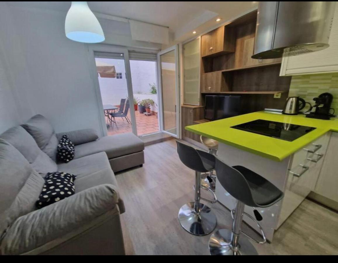 Apartamento Con Terraza Y Parking Gijón Rom bilde