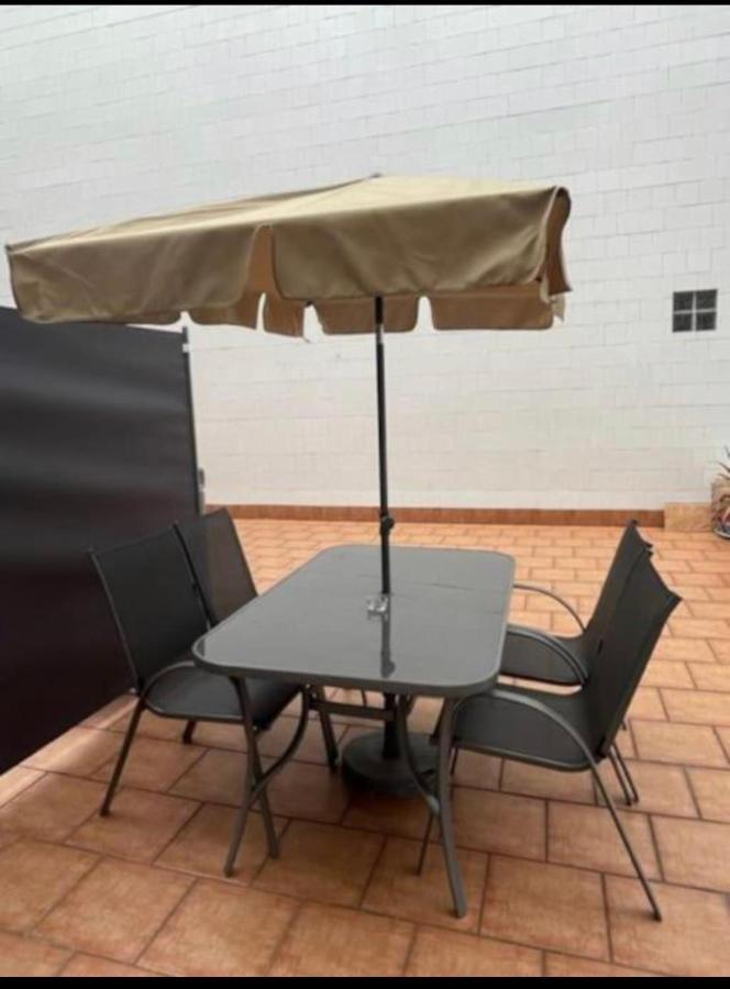Apartamento Con Terraza Y Parking Gijón Rom bilde