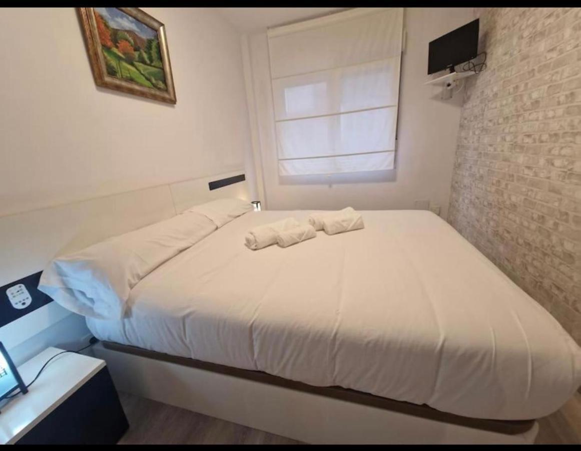 Apartamento Con Terraza Y Parking Gijón Rom bilde